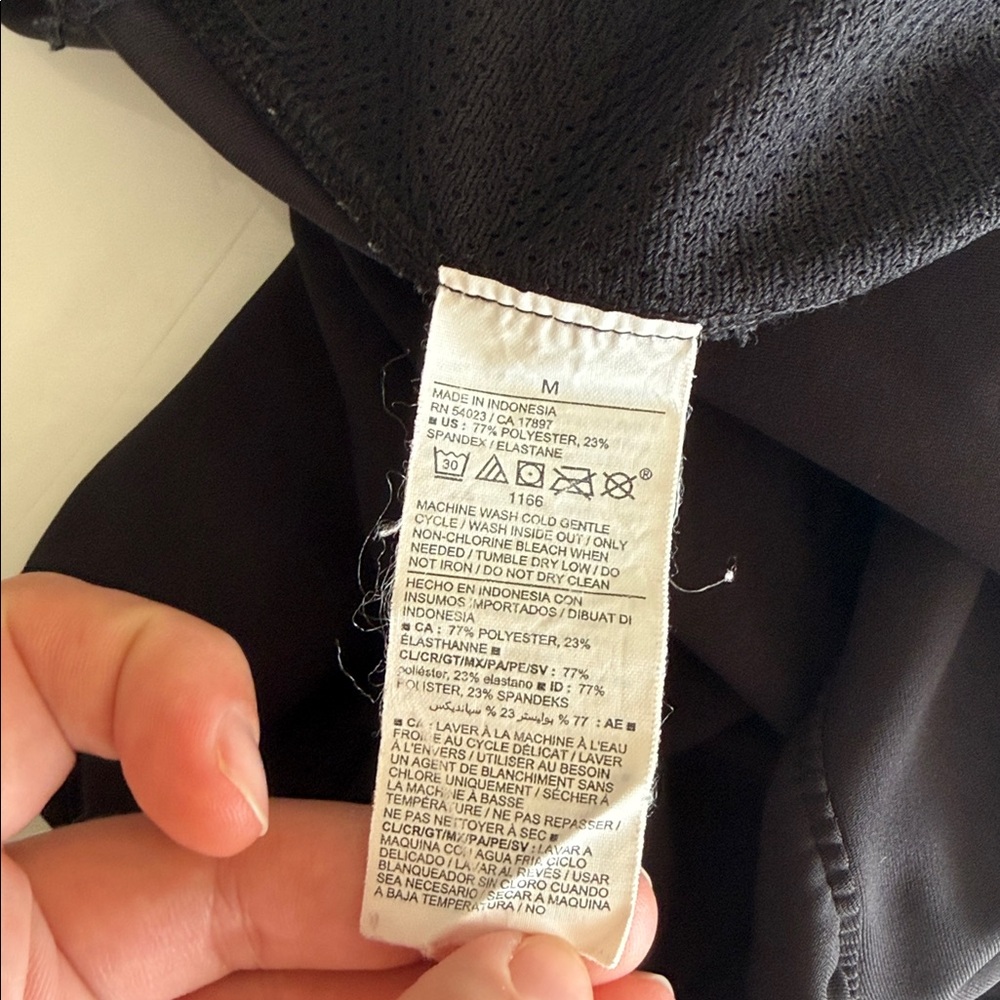 Old Navy Active Powersoft High Rise Go Dry Shorts - Picture 5 of 5